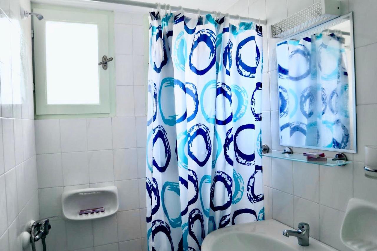 Yénion Camelia Studios מראה חיצוני תמונה