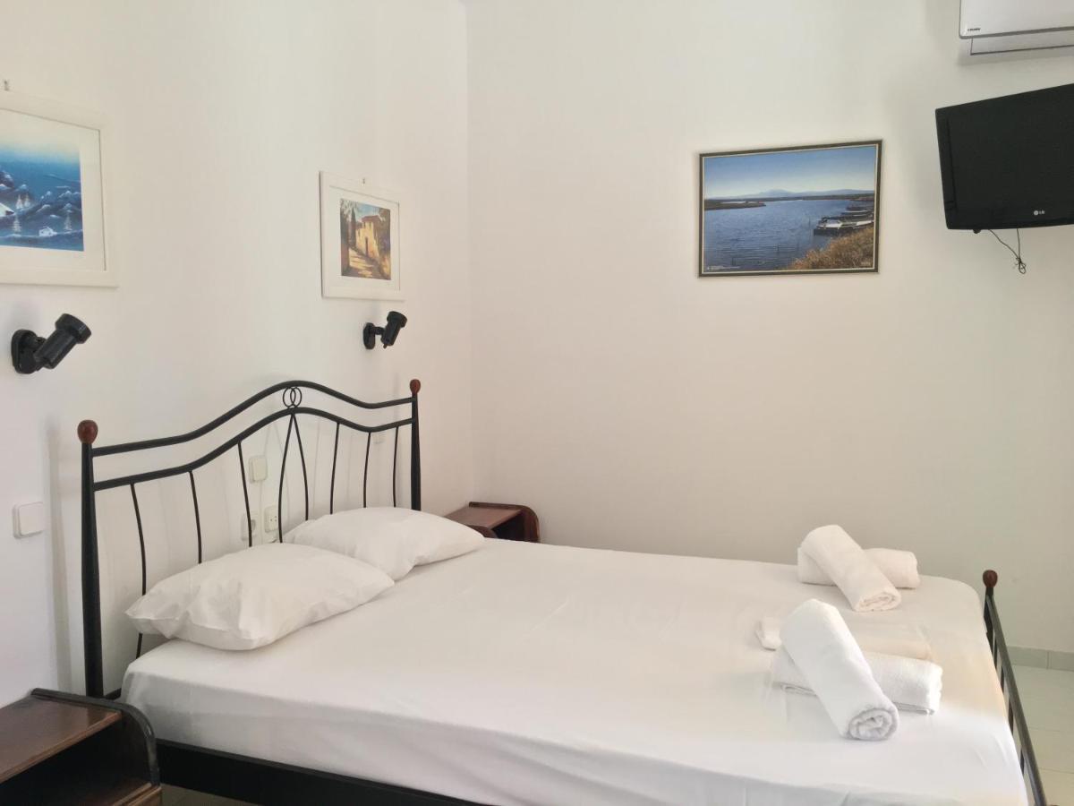 Yénion Camelia Studios מראה חיצוני תמונה